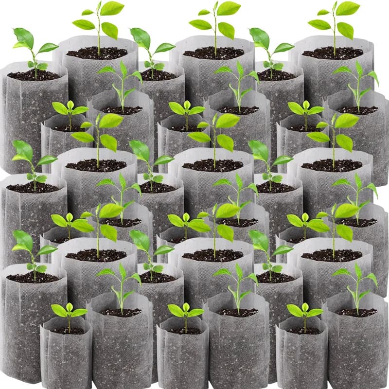 Biodegradable nursery bags, plant growth bags in nonwoven fabric, seed sowing bags, flower pots for accessories and home garden tools