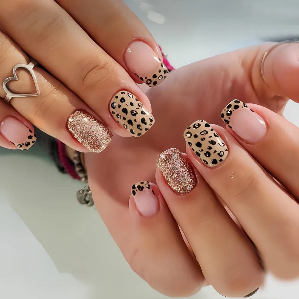 Short and long fake nails for women and girls, black leopard fashion shiny blue or glitter, glossy French tips, press on fake nails