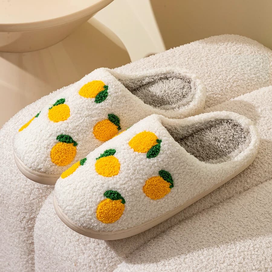 Women's Winter Slippers for Interior Simple Pattern Embroidered Lemon Bedroom Casual Soft Sole Warm and cute Couple Shoes for the House in plush