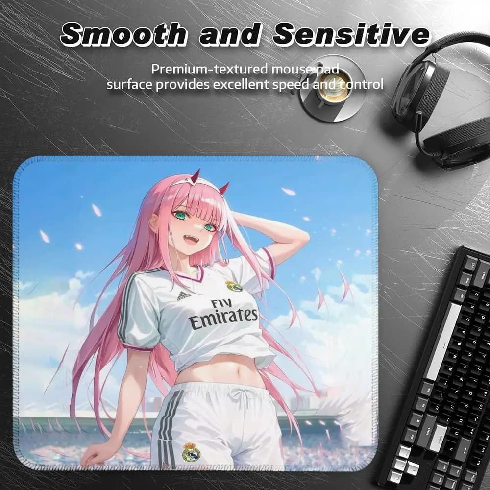 Z-Zero Two Mouse Pad Accessori per ufficio Gaming Tappetino per mouse di piccole dimensioni Tappetino da scrivania Tappeto da ufficio Tappetini per giocatori Gadget anime Computer Mause