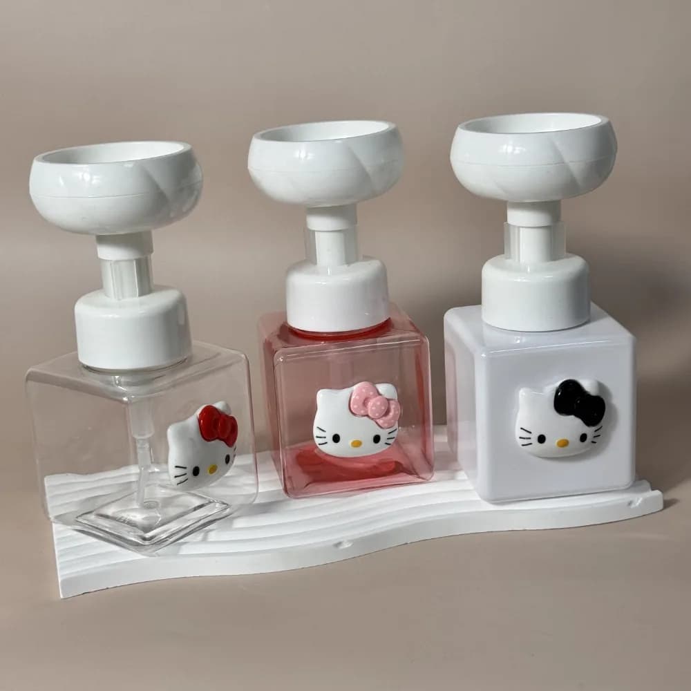 Sanrio Cute Hello Kitty Fiore Dispenser di Sapone Pompa di Schiuma Bottiglia Contenitore Riutilizzabile in Plastica per Shampoo Detergente Cosmetico per il Viso