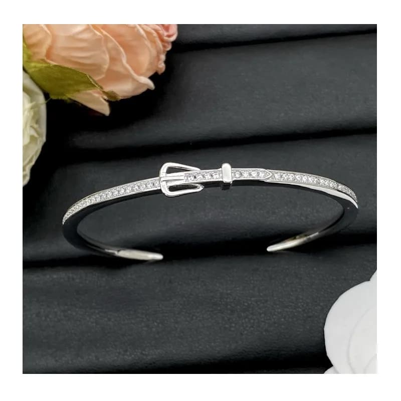 Letters for Personalized Trend Bracelets, Fashion Versatile Light Luxury Niche Seiko Bracelets