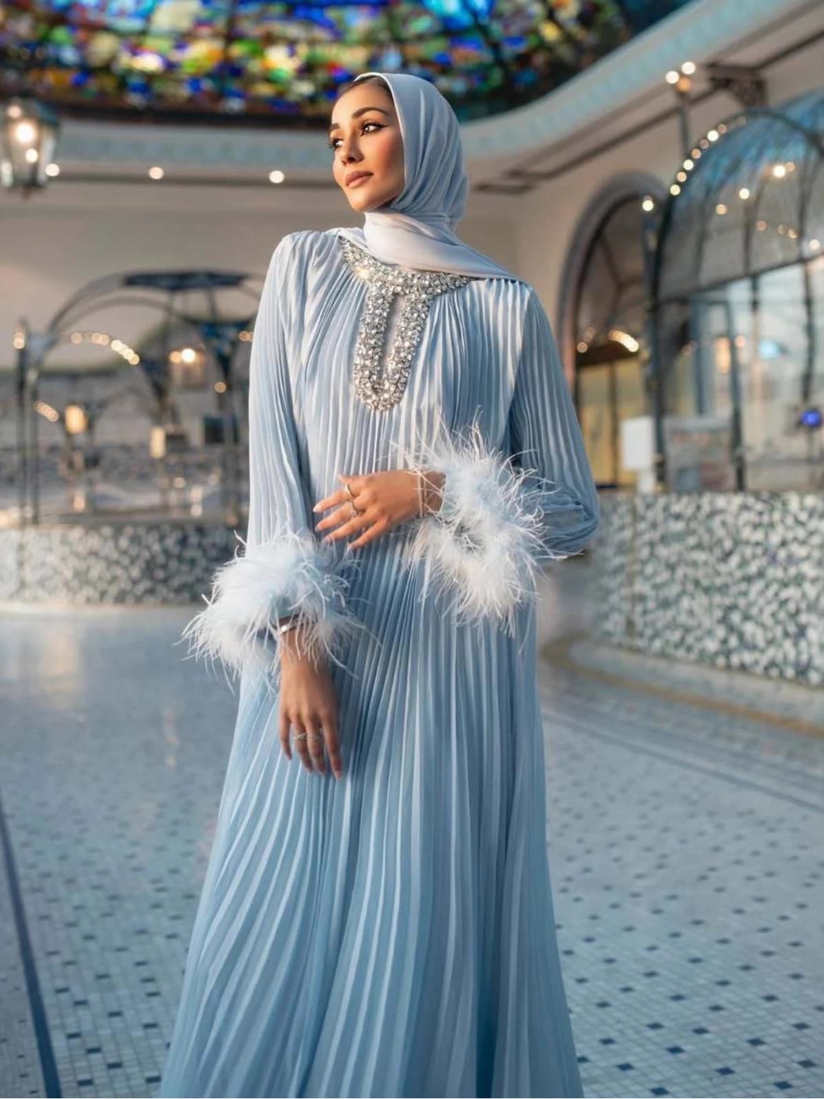 Eid Abaya Abito da donna Musulmano Piuma pieghettata Dubai Abiti Largos Abiti lunghi Caftano Arabo Robe Party Caftano Jalabiya Ramadan