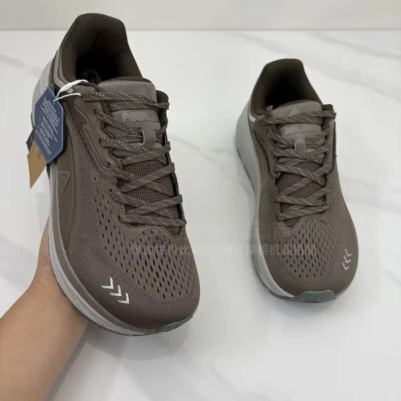 Professional Trail Running Shoes Mesh Breathable Gym Outdoor Shoes Comfortable Running Shoes Anti-Slippery Walking Sneakers