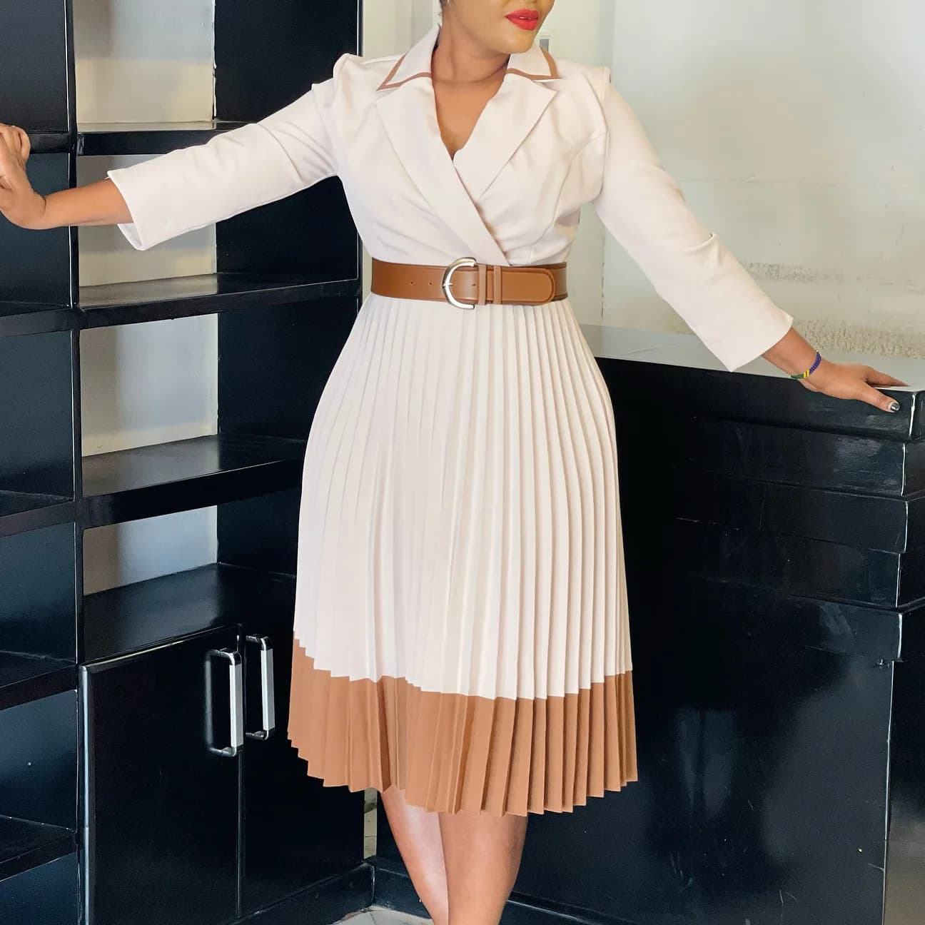 C8649 Women's Winter Elegant Fashionable Suit Collar Color Block Pleated Plus Size Dress Summer Long Dress Robe Party Bandage