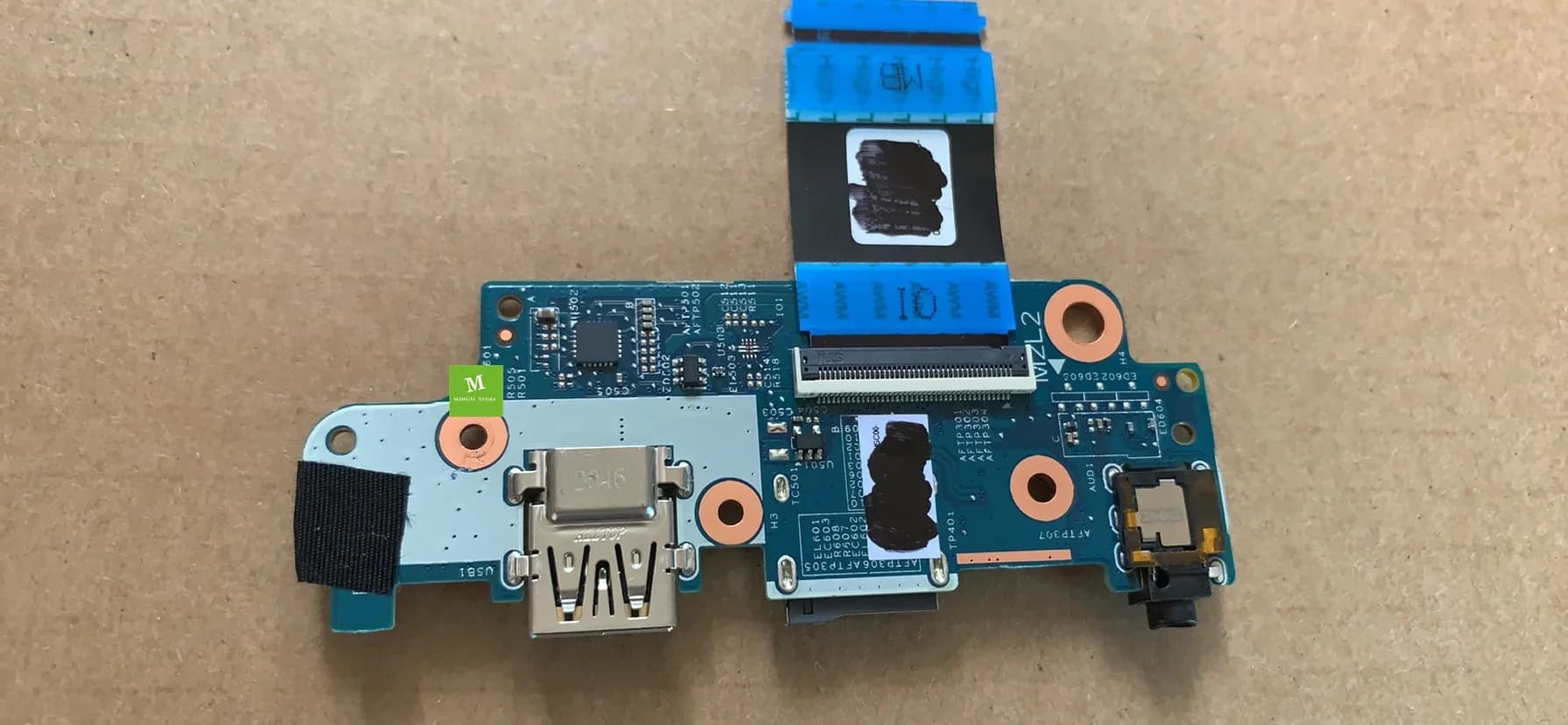 PER Dell E3300 3300 E33 AUDIO USB BUTTON DI ALIMENTAZIONE SCHEDA LETTORE CARTA SD W CAVO 0KR8F3 KR8F3