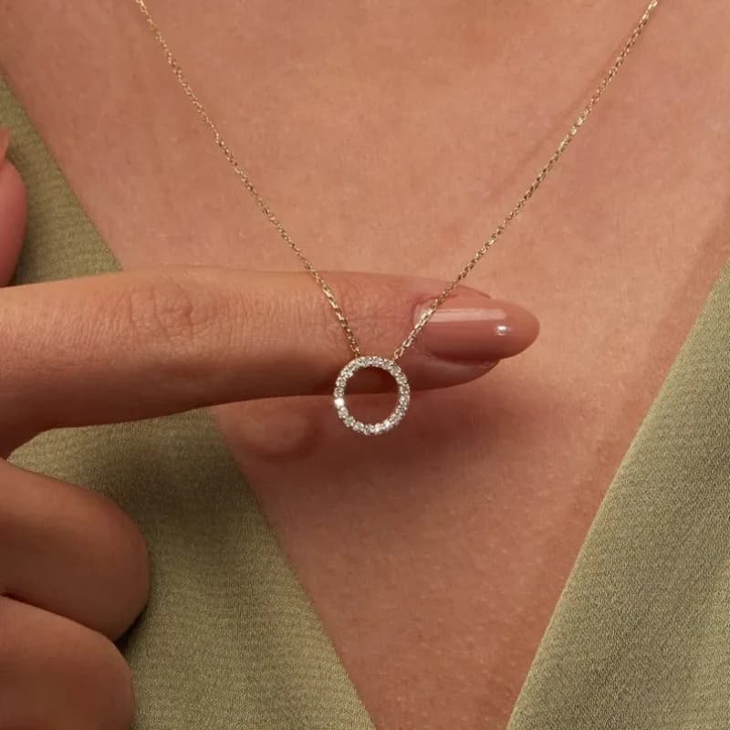 Collana Elegante di Tendenza con Ciondolo a Cerchio in Cristallo, Colore Oro, Unica, da Donna, Regalo per Feste, Vendita all'Ingrosso
