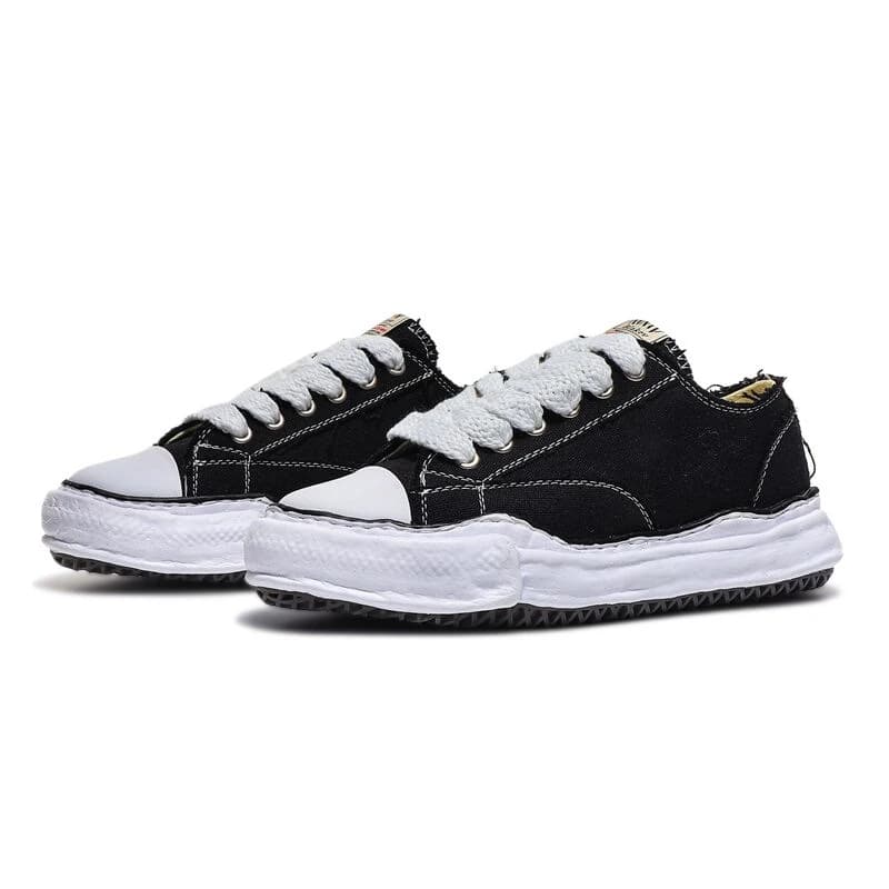 Niche Fashion Design High Quality Unisex Canvas Shoes Men Women Low Top Casual Sneakers Breathable Non-Slip Flat Rubber Sole