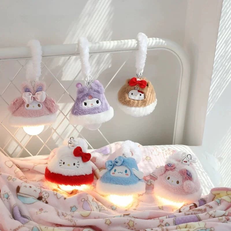 Lampada da Notte Anime Hello Kitty My Melody Kuromi, Luce Notturna Portatile Kawaii da Appendere al Comodino, Regalo per le Feste