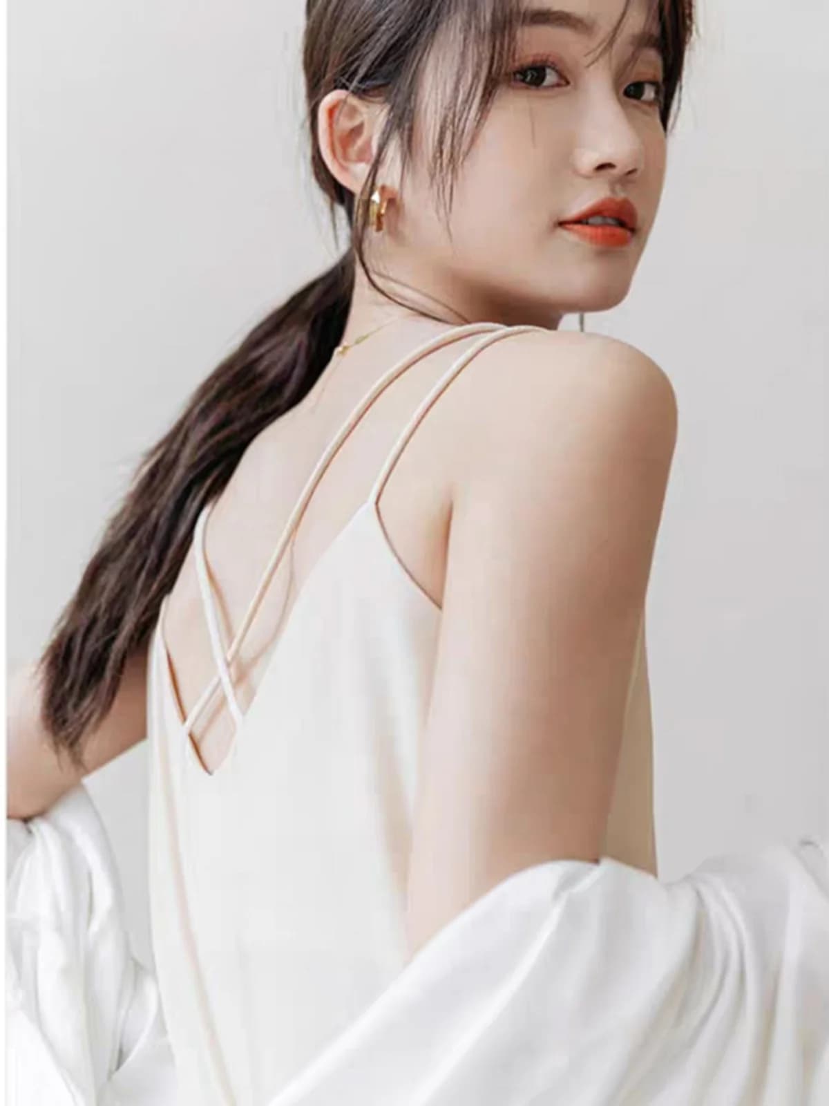 Chic Cross-Back Top Women's Outerwear Beach Style Blouse American Style Base Shirt Suit Inner Wear Beautiful Back