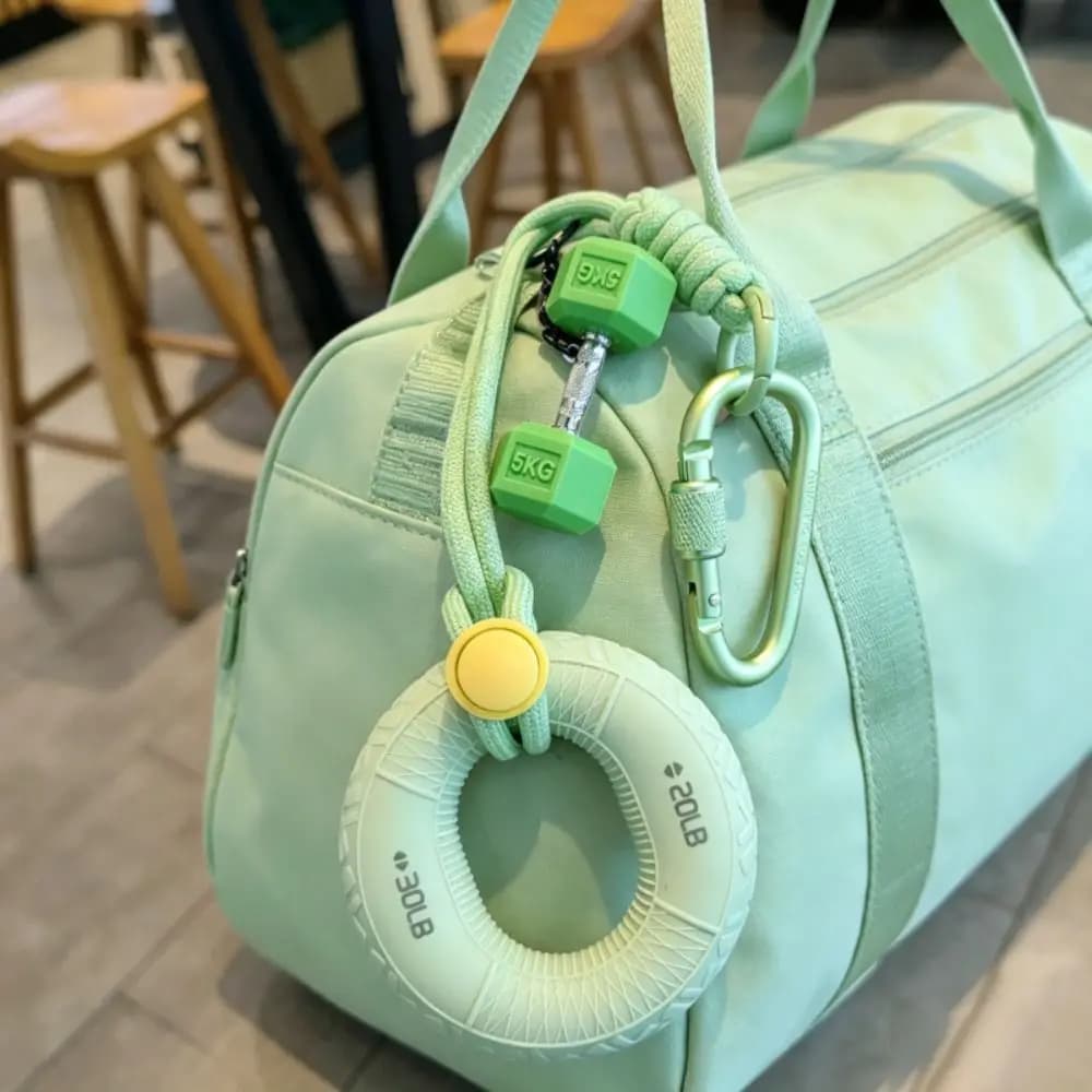 Portable Silicone Fidget Skin-Friendly Soft Silicone Mini Kettlebell Adjustable Lanyard Screw Lock Carabiner Keychain