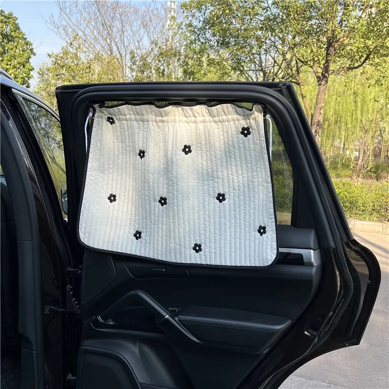 Thickened Cotton Baby Car Window Sunshade Cover Cute Cartoon EmbroideredUV Protection Suction Cup Installed Sliding Curtain
