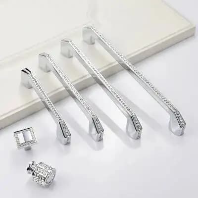 Maniglia per cassetto dell'armadio in cristallo, maniglia ad anello, diamante in vetro acqua, maniglia per porta dell'armadio, decorazione hardware moderna