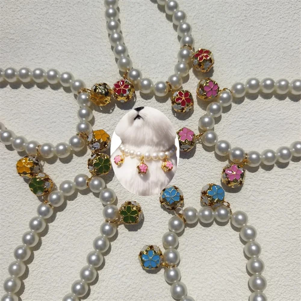 Collana per cani e gatti con campane colorate collana di perle collare accessori per gioielli elenco York English Short Pet Supplies