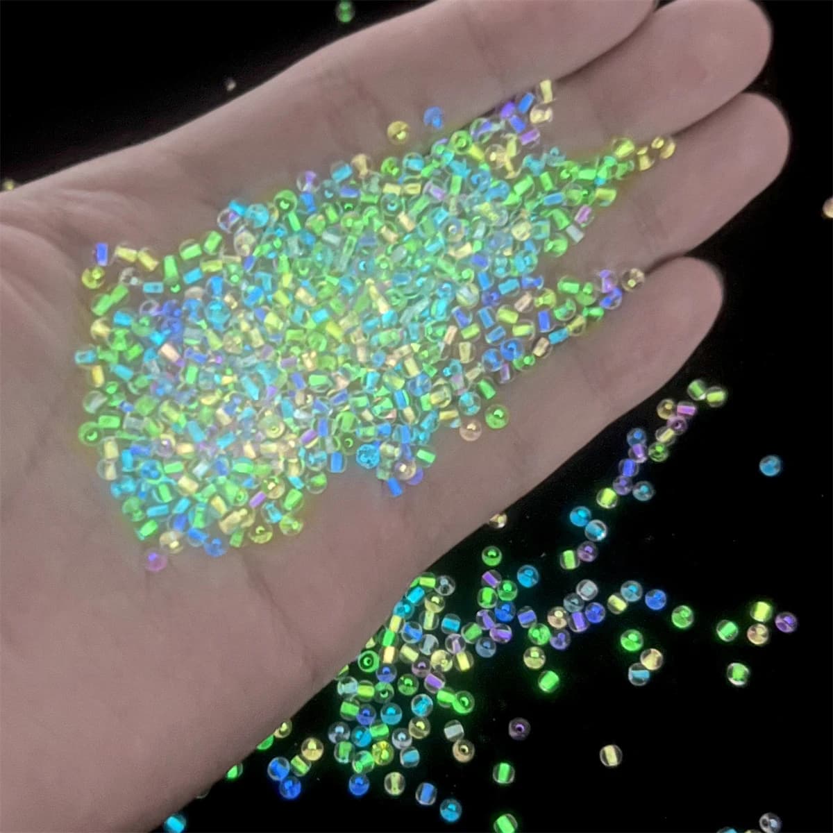 2/3/4mm Glass Luminous Beads (Glow-in-The-Night Seed Beads) - DIY Jewelry Making(Necklace/Bracelet)Handmade Accessories 11g/Bag