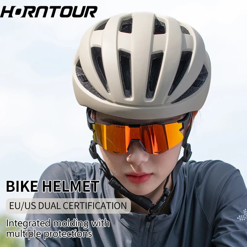 New ultralight cycling helmets with rechargeable rear light Bicycle helmet for MTB racing equipment for adults Bike helmet