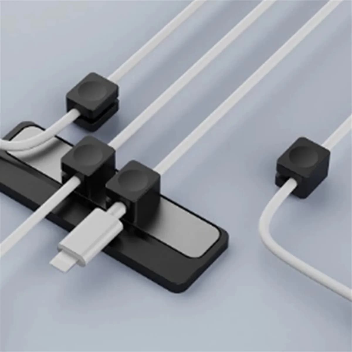 Nuovi clip per cavi magnetici 3C Supporto per cavi liscio e regolabile sotto la scrivania Gestione dei cavi Supporto per organizer per cavi