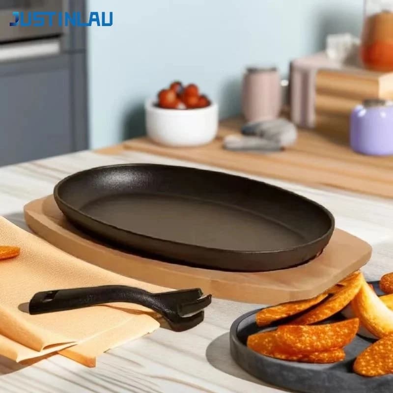 JUSTINLAU Fish oval pan, thickened grilling pan, cast iron barbecue dish with wooden base and iron fork, barbecue accessory