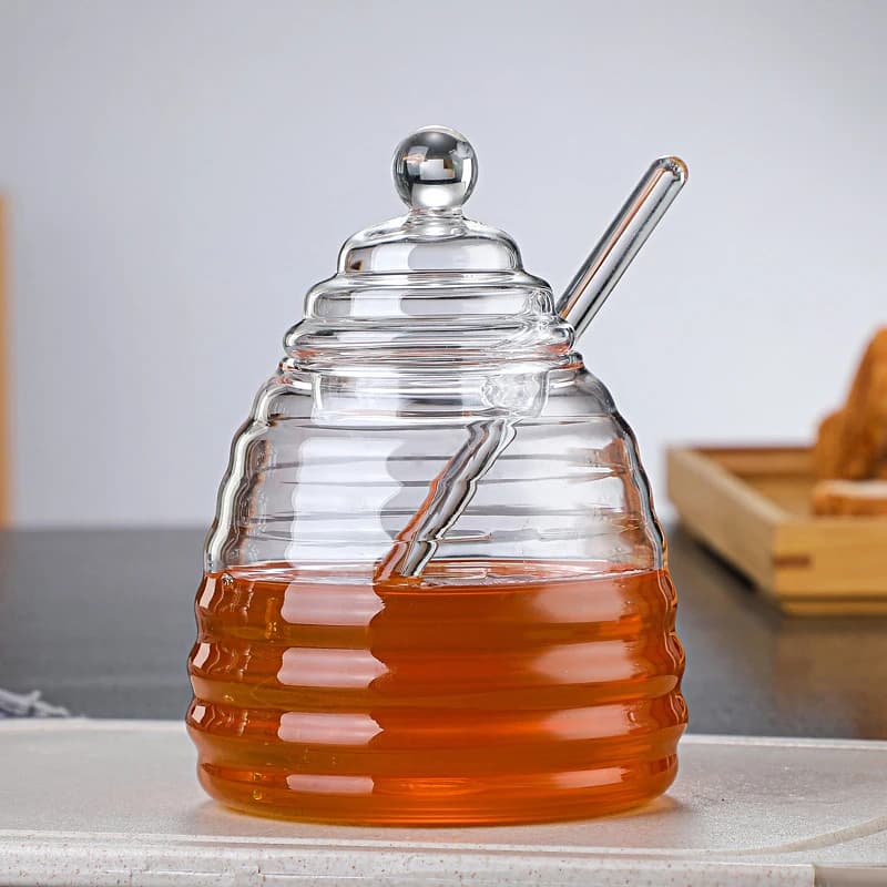 1Set di contenitori per miele con serbatoio a nido d'ape in vetro con mestolo e coperchio bottiglia di miele per utensili da cucina per feste di matrimonio a casa