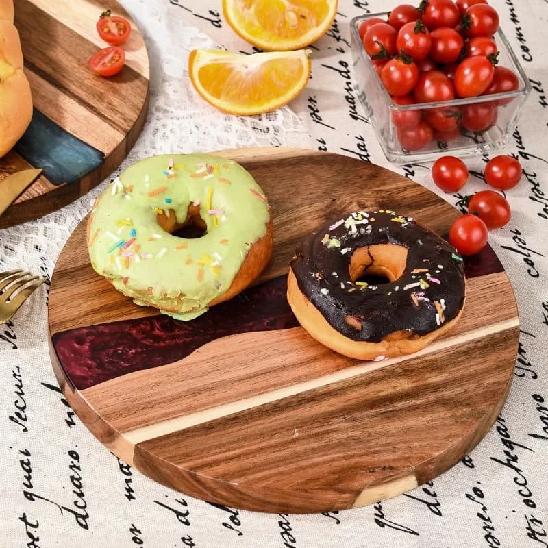 Acacia wood with resin cutter, round kitchen cutter, pizza sausage block, steak bread, cutter to serve cheese and fruit