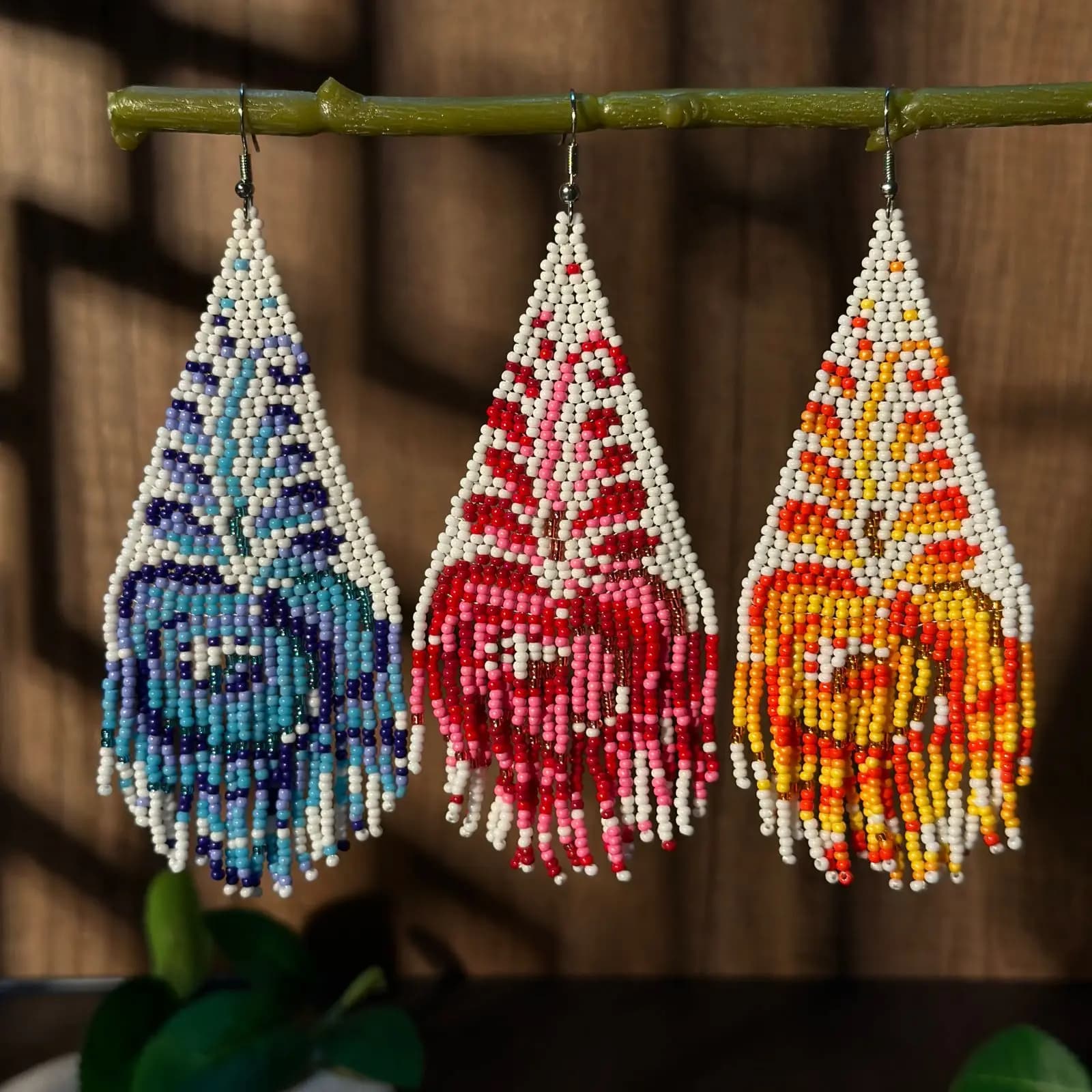 Earrings of beads with tassels bohémien Flower Earrings with handcrafted seed beads Women's Fashion Jewelry Gift for Friends