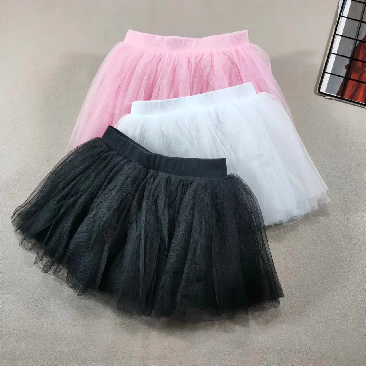 Gonna da ballo per bambini filato morbido balletto mezza lunghezza gonna corta gonna soffice bianca minigonna a quattro strati Performance Girl
