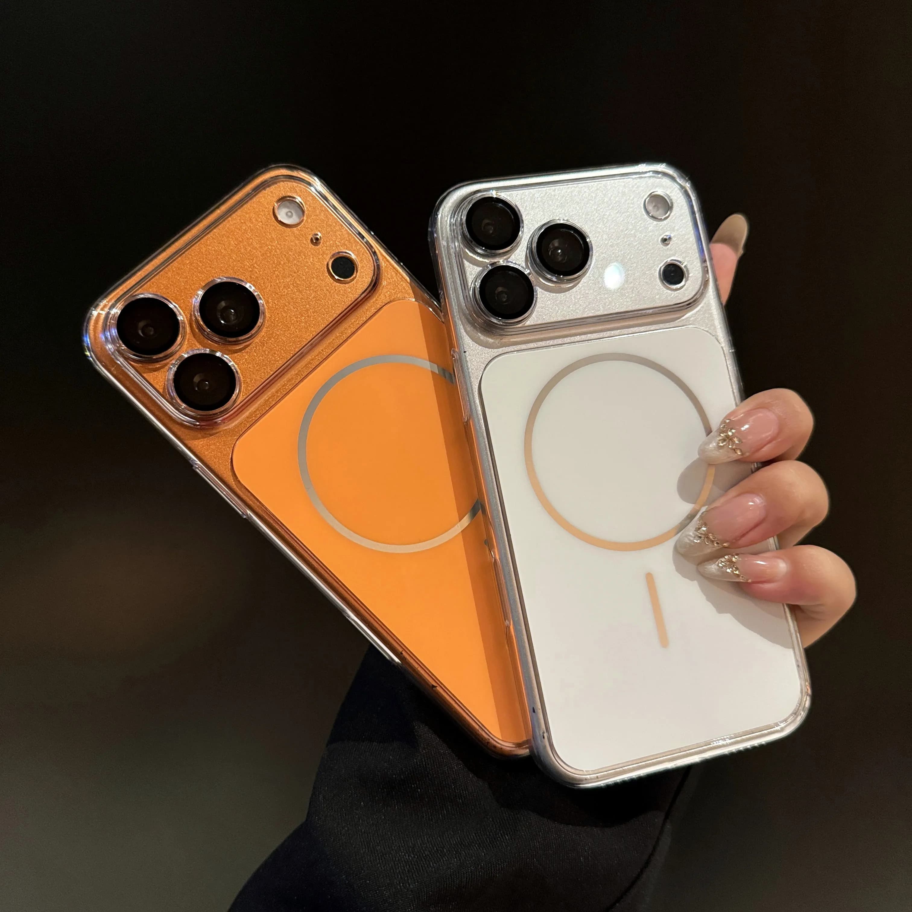 Custodia Magnetica Opaca Leggera alla Moda per iPhone 17 Pro Max 16 15 14 13 con Presa Confortevole e Protezione Fotocamera per Cover MagSafe