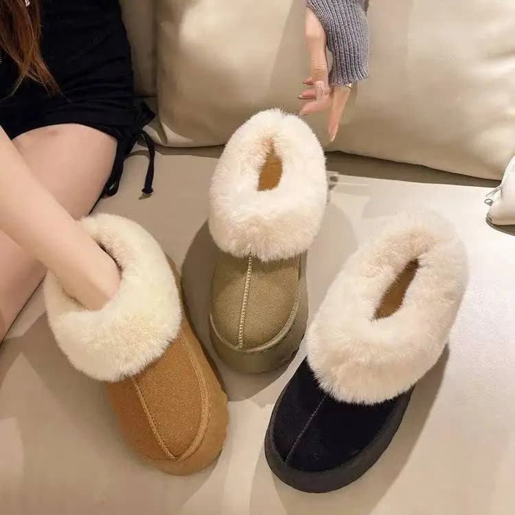 2025 High Quality of Women's Fashion Snow Boots Fluffy Plush Faux Fur Soft Slippers Winter Indoor Comfortable Home men's Shoes