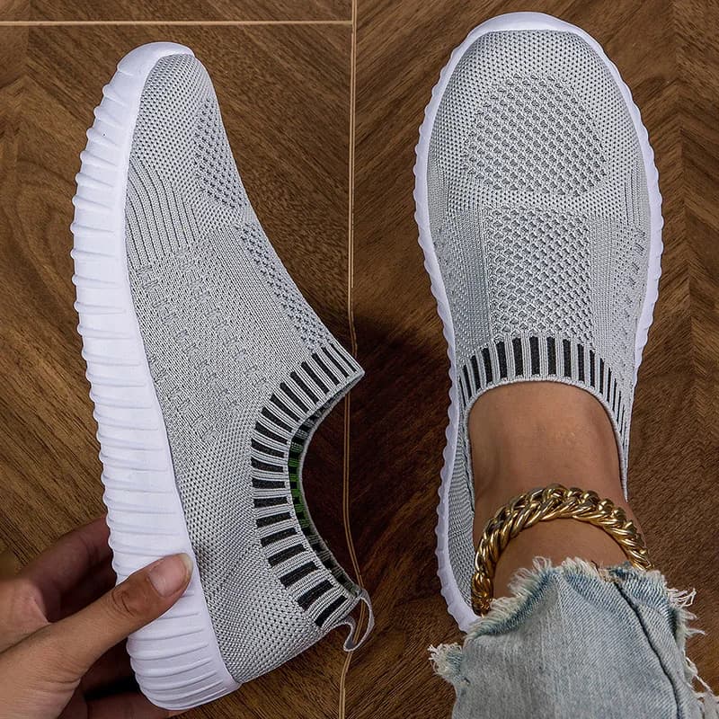 Scarpe basse da donna Slip-on Moda traspirante da passeggio Mesh Scarpe casual Sneakers Donna Palestra Scarpe da tennis vulcanizzate Calzature femminili