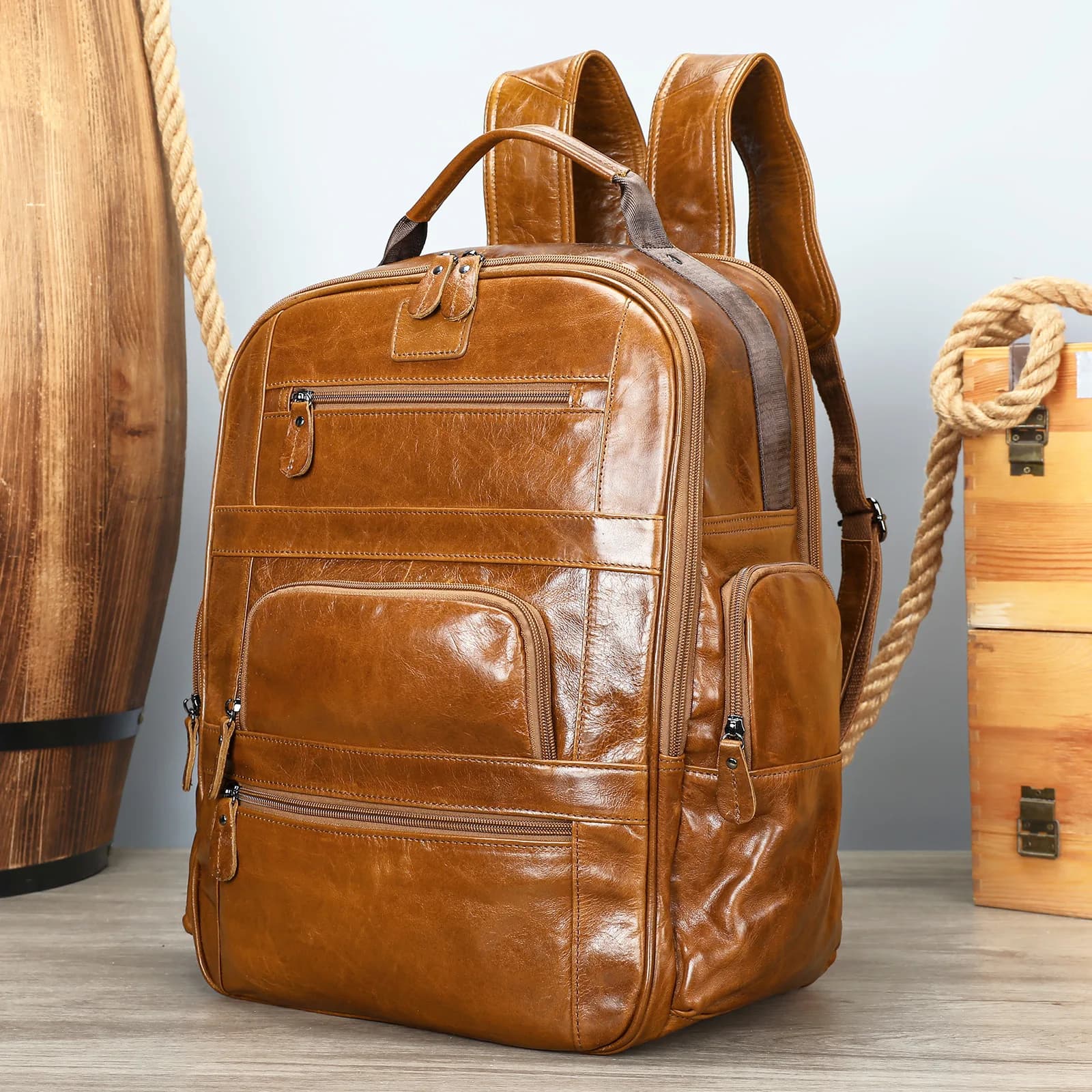 Men's Genuine Top Layer Cowhide Backpack Vintage Business Travel Laptop Rucksack Casual Daypack Leather Bag for Men