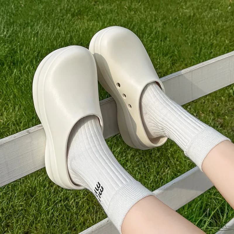 Non slip Thick Sole EVA Platform Clogs Unisex Plus Size Arch Support Closed Toe Slip on for Men Women Work Nursing Garden
