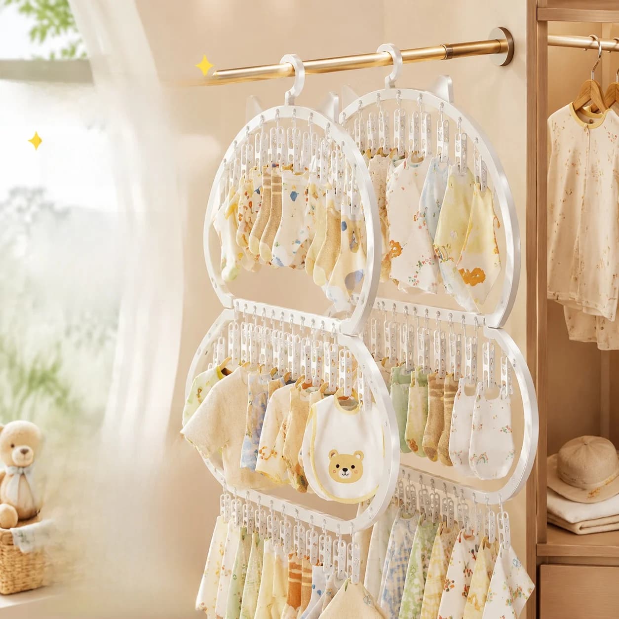 Baby Clothes Hanger Multi-Clip Infant Special Children's No-Trace Storage Hanging Clothes Drying Rack Creative Design ABS Mat...