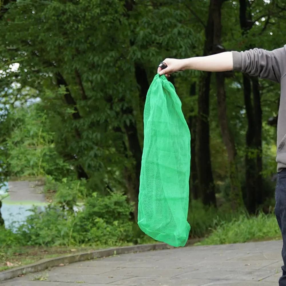 Easy to Carry Nylon Fishing Net Bag Green Foldable Green Fish Cage Fishing Basket And Protection Fishing