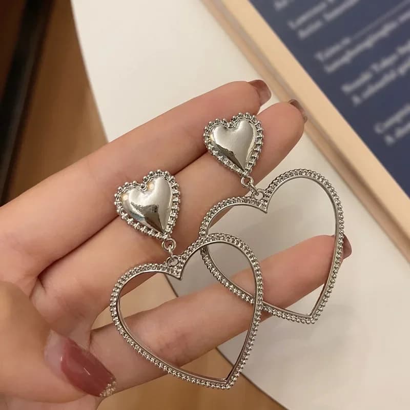 Orecchini a clip a cuore grande in metallo color argento, esagerati, senza piercing