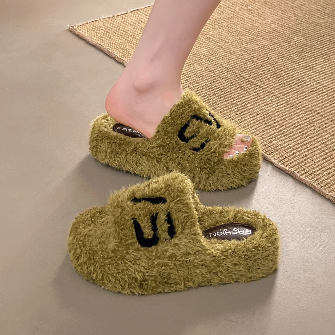 Spring and Autumn Women's Best-Selling Soft Skin Friendly Cotton Slippers 2026 New Fashion Round Toe Thick Sole Open Toe Slipper