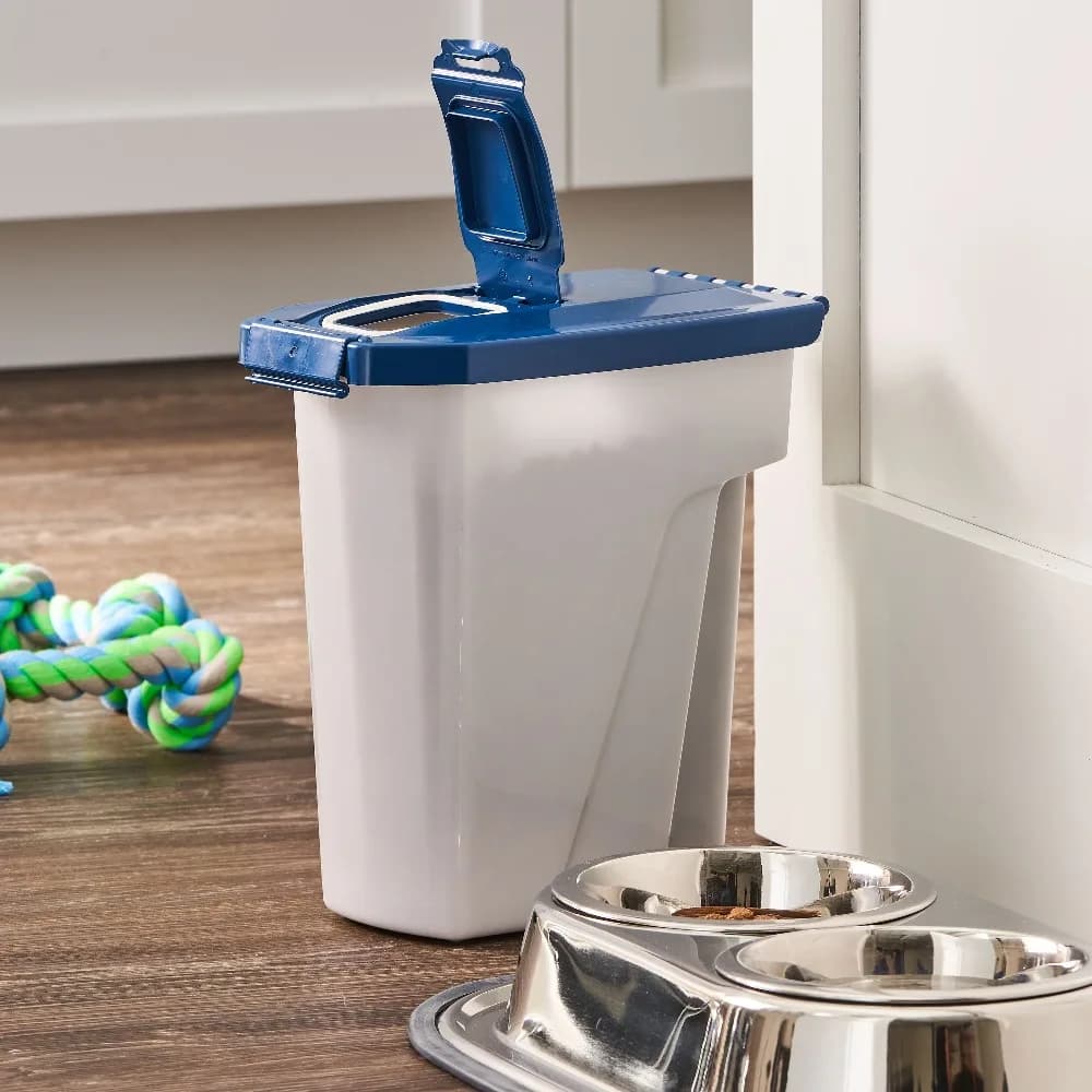 Small Pet Food Storage Container 4 lb Capacity Airtight Dry Food Dispenser for Cats Dogs with Measuring Cup Freshness Seal
