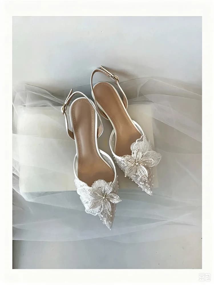 Summer new pointed toe back strap white lace bead flower wedding shoes banquet slim heel high-heeled rhinestone women's sandals
