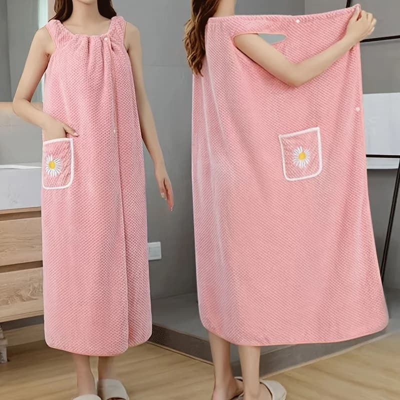 1 piece of super absorbent pink woman towel: quick drying sauna skirt, with thick shoulder straps, soft textured