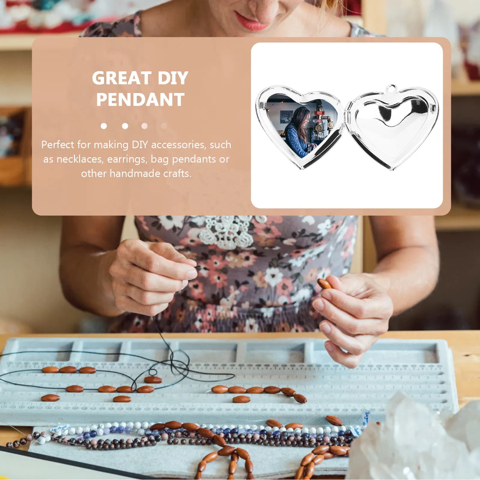 2Pcs Exquisite Metal Photo Locket for Women Picture Frame Ornament Heart Pendant DIY Craft Wedding Anniversary Mother's Day Gift