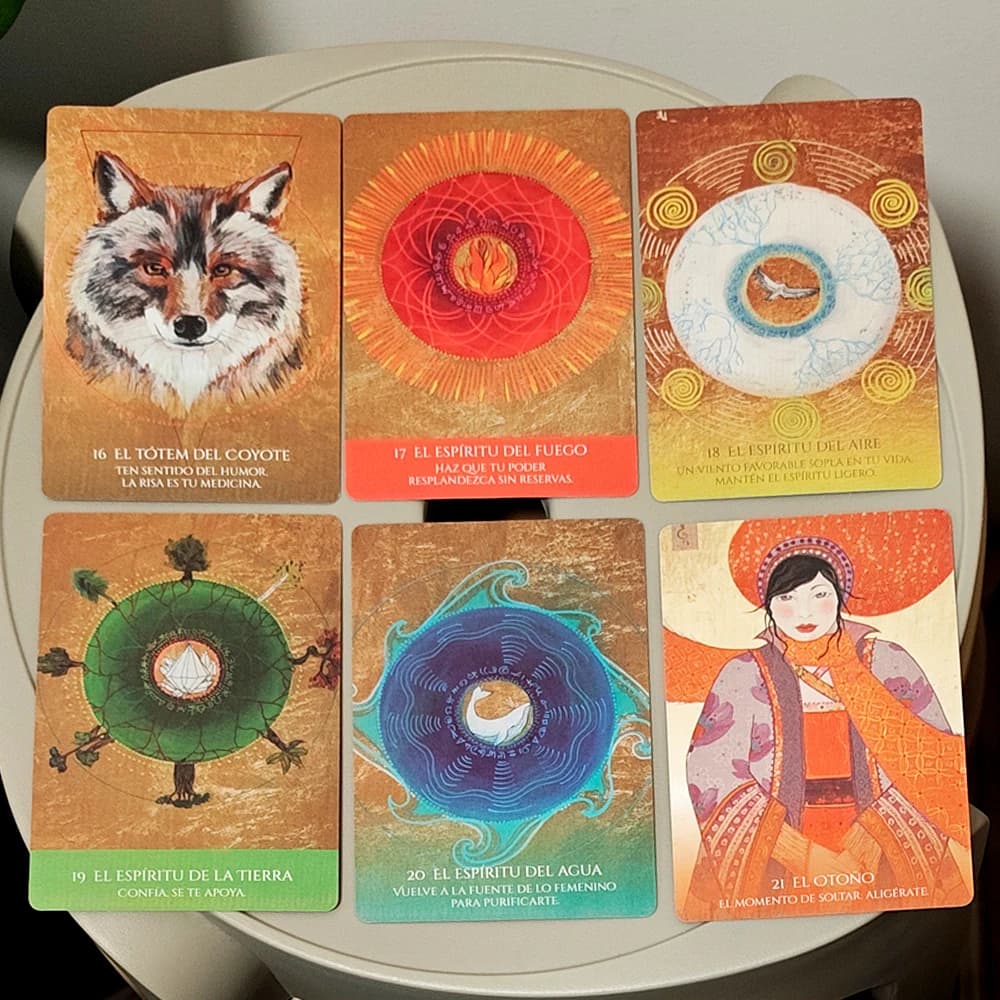 10.5*7.5cm for Healing and Empowerment (Spanish Version) Medicine Woman Oracle - 49 Shamanic Archetype Cards