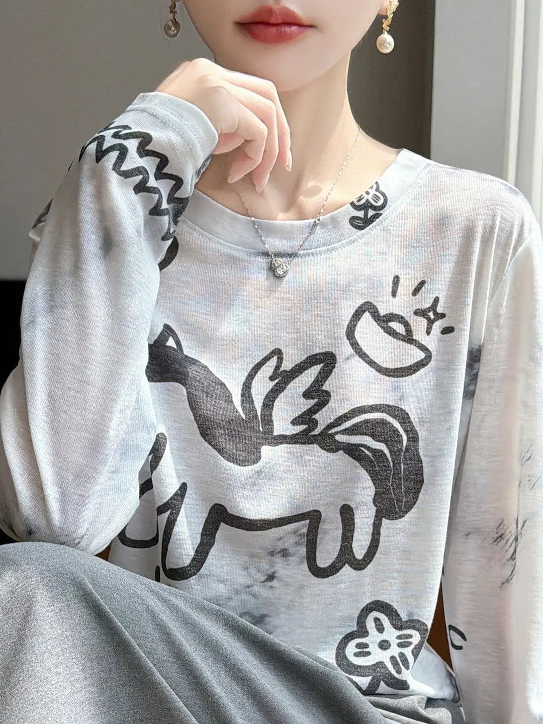 Summer New Women's Long Sleeve T-Shirt Loose Fit round Neck Cool Feeling Cartoon Print Knitted Top UV Protection Versatile Ca...