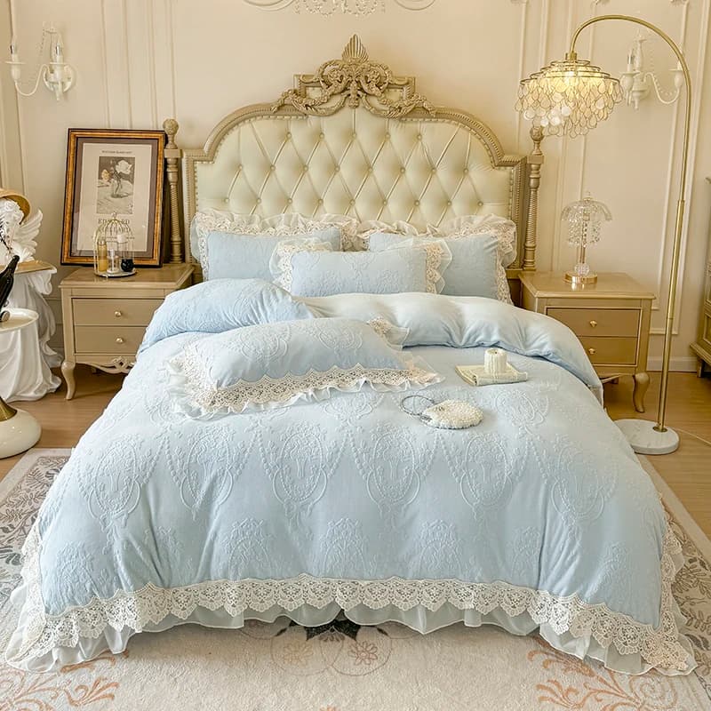 Set di Biancheria da Letto Principessa Vintage Francese 4 Pezzi, Copripiumino in Velluto Intagliato con Pizzo e Volant, Lenzuola e Federe per l'Inverno