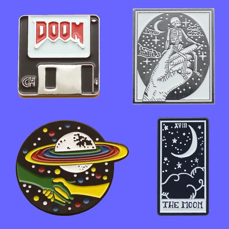 Carta dei tarocchi creativi stella luna distintivo cosmico lega aliena smalto duro spilla accessori zaino cappello borsa decorare spilla regalo raccogliere