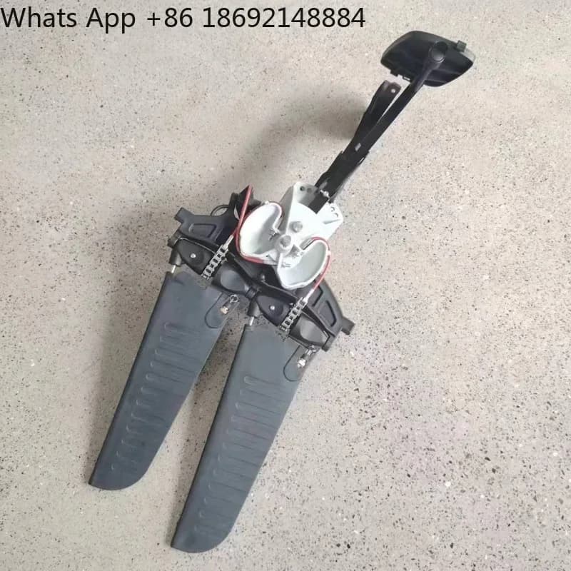 Sistema di propulsione a pedale per kayak e paddle board, ricambi e accessori per pedali.