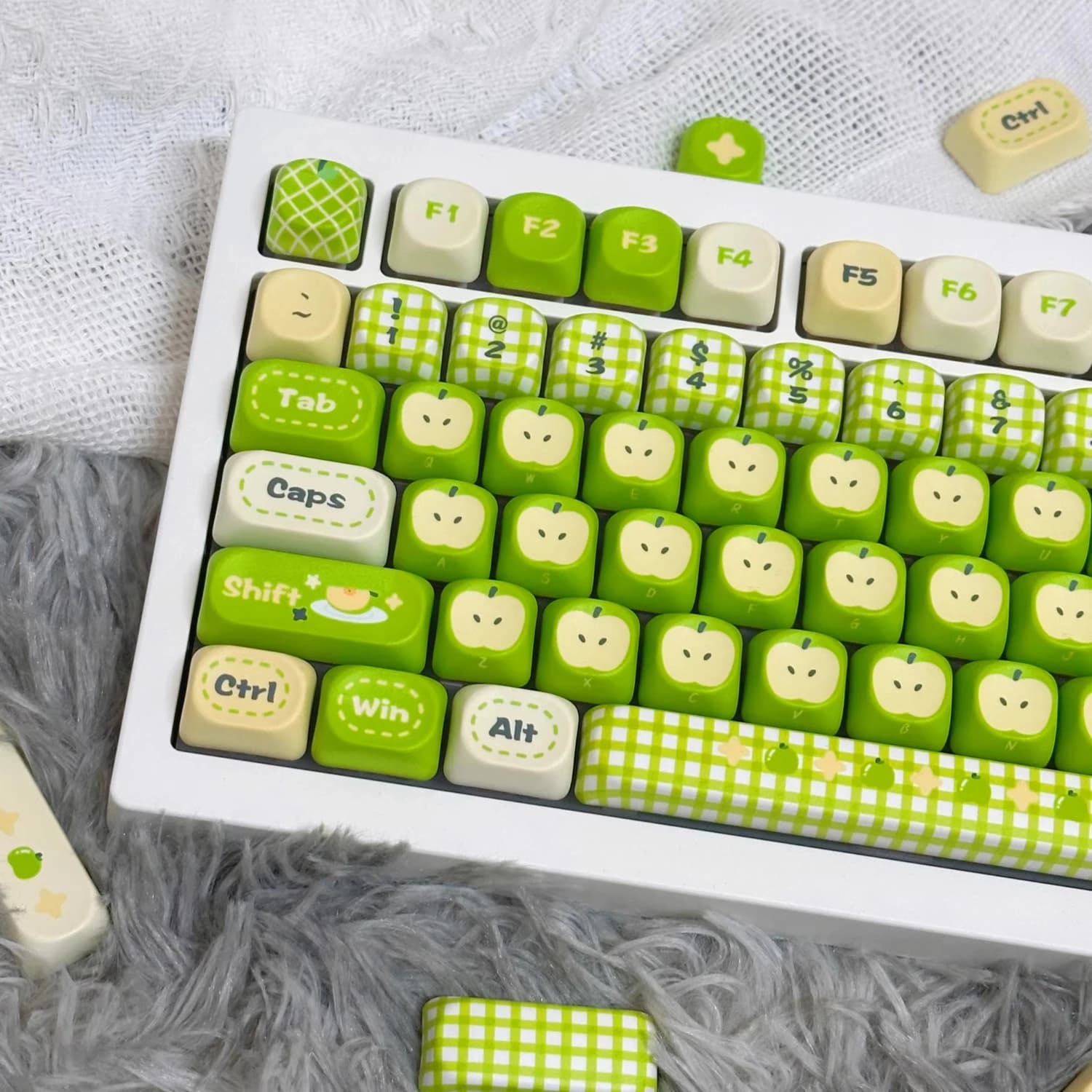 MAIMOOO Set of Green Fruit Tasts, 97 Keys, MOA Profile, Creative PBT Keys with Color Sublimation for Mechanical Keyboard