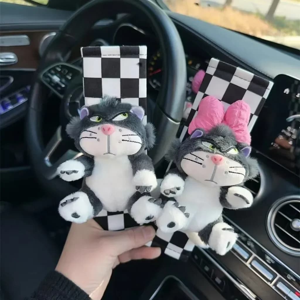 Lucy Cat Uomini e donne Simpatico divertimento Creativo Cartone animato Peluche Bambola Cintura di sicurezza per auto Decorazione Comoda copertura per la spalla per Natale