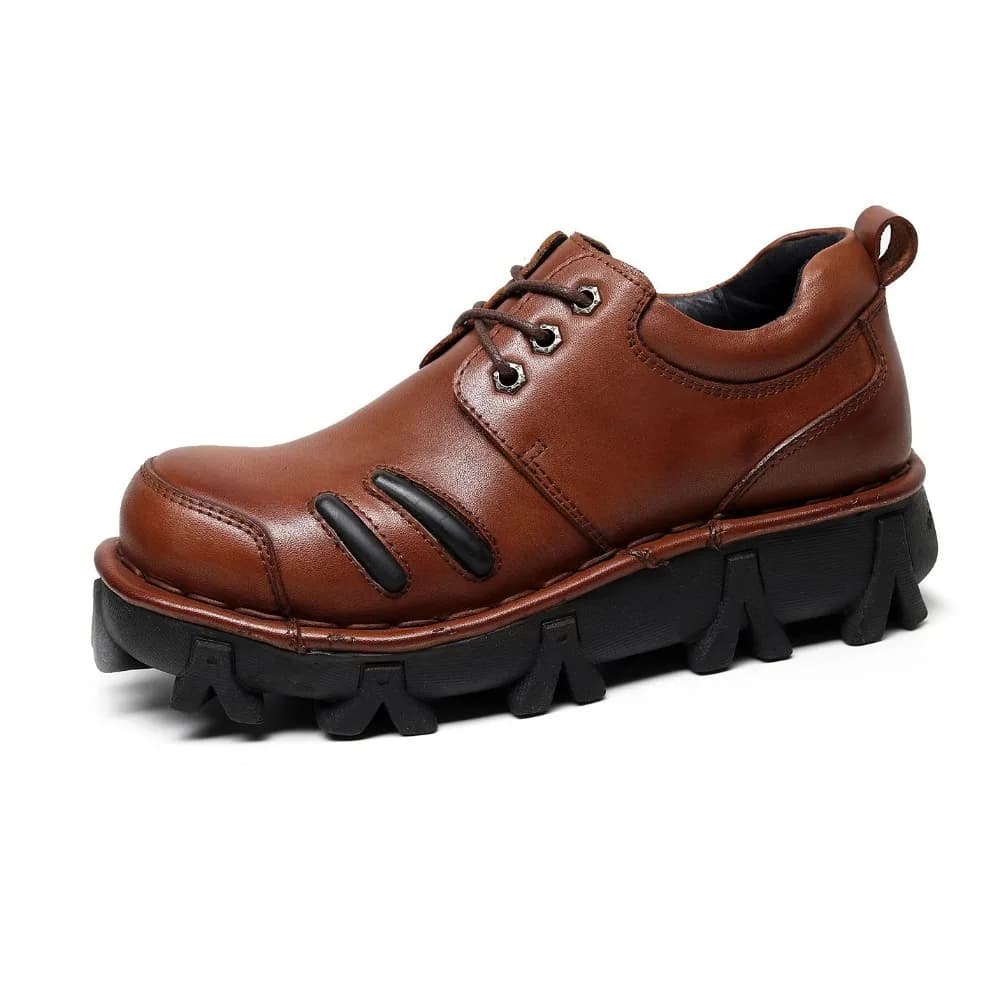 Fashionable Men's Genuine Motorcycle Boots Low casual shoes in punk skin Breathable moccasins with thick non-slip sole