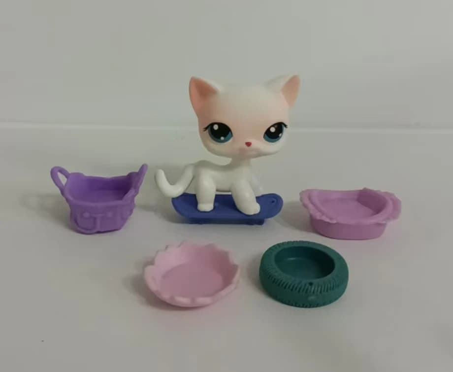 2"Littlest Pet Shop Figure LPS White Pink Cat #64W/ACCESSORIES