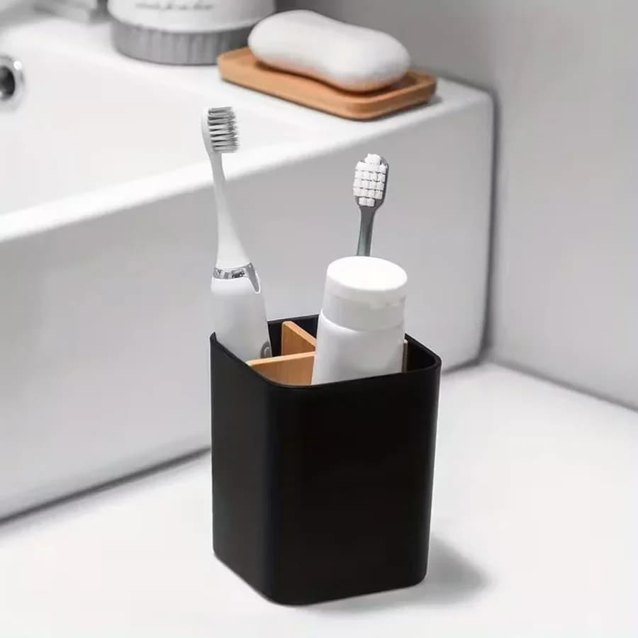 Organizer da bagno con tre scomparti per spazzolini e dentifricio, adatto per spazzolini elettrici
