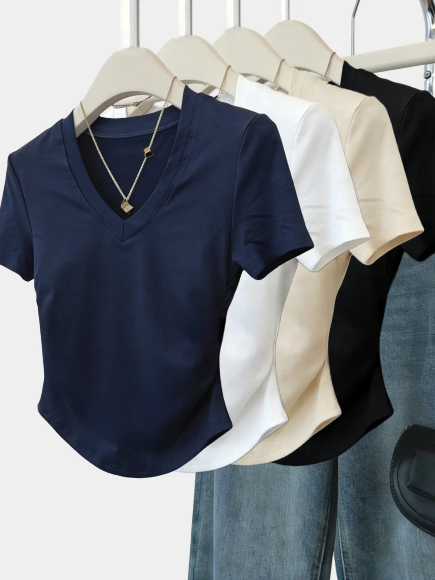 Set di 4 Top Crop a Maniche Corte con Scollo a V per Donna, T-Shirt Aderente con Orlo Curvo, Stile Casual
